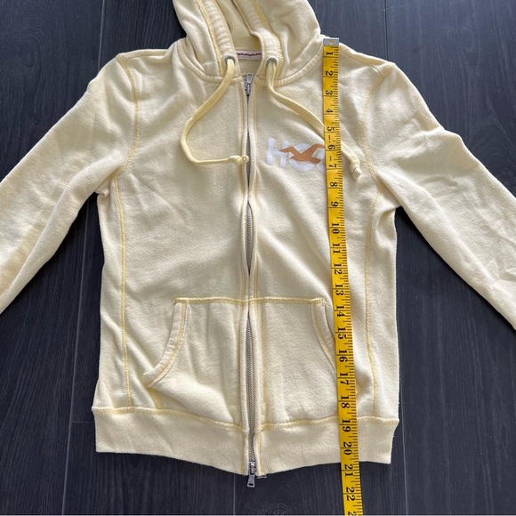Hollister - Cream Yellow Zip Up Hoodie - Picture 6 of 7